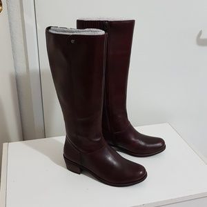 UGG Tall Leather boots